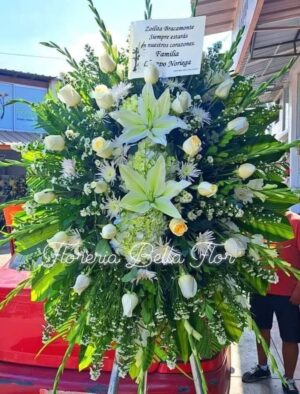 Trípode fúnebre blanco